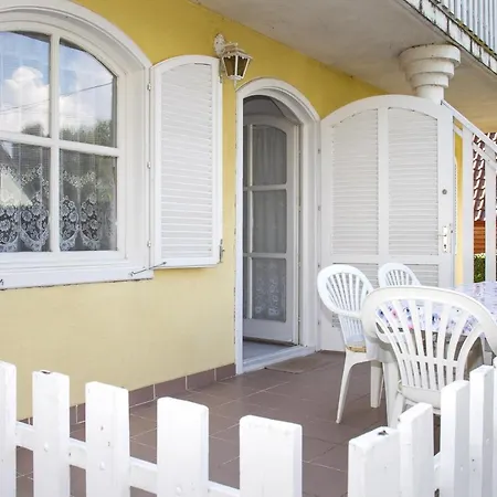 Familia Nyaralo 47 Tatil Evi Balatonmáriafürdő